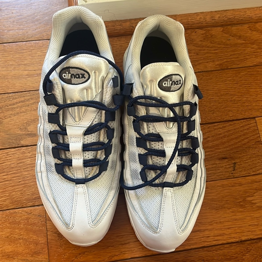 white air maxes
